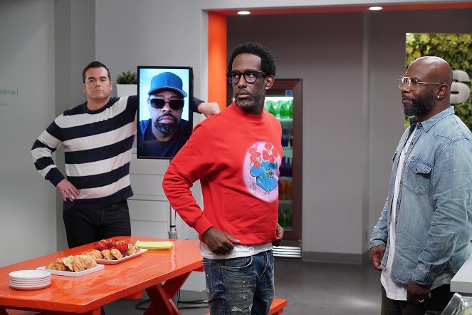 Black-ish - Season 7 - Urban Legend - Photos - Jeff Meacham, Nathan Morris, Shawn Stockman, Wanya Morris