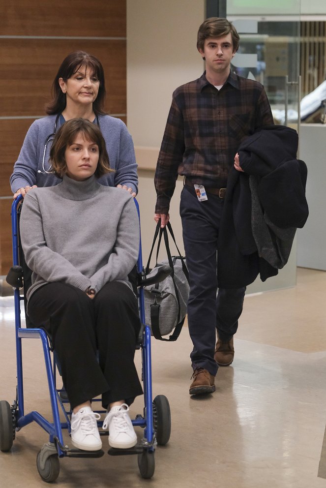 The Good Doctor - Dr. Ted - Filmfotos - Paige Spara, Freddie Highmore