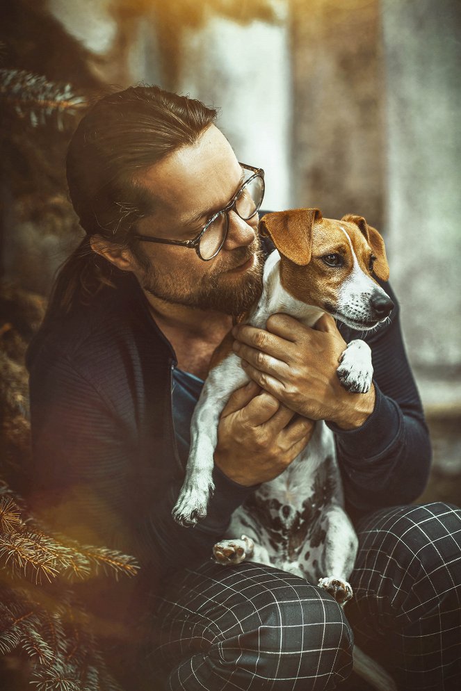 Gump: Pies, który nauczył ludzi żyć - Promo - Richard Krajčo