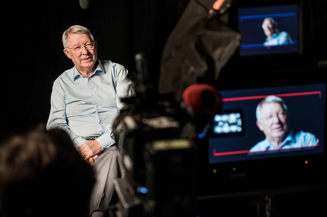 Sir Alex Ferguson: Never Give In - Making of