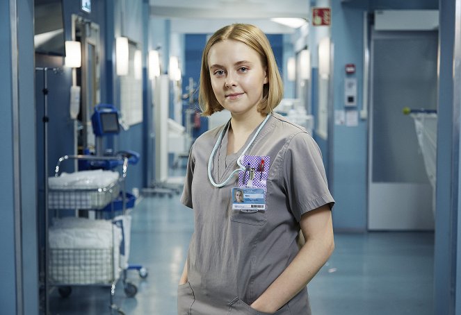 Nurses - Season 7 - Promo - Amelie Blauberg