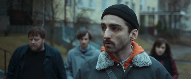 Bliscy - Van film - Piotr Żurawski