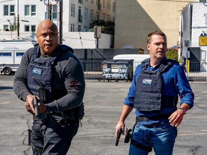 NCIS: Los Angeles - Signs of Change - Van film - LL Cool J, Chris O'Donnell