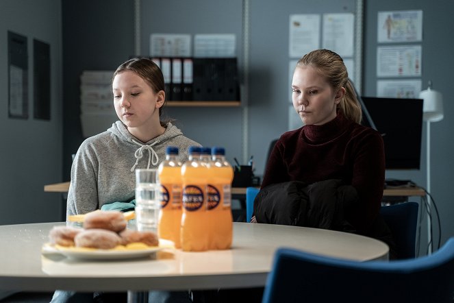 Syke - Season 8 - Kipukynnys 2/4 - Van film - Wilma Bergholm, Milja Lipponen