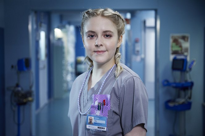 Nurses - Season 10 - Promo - Amelie Blauberg