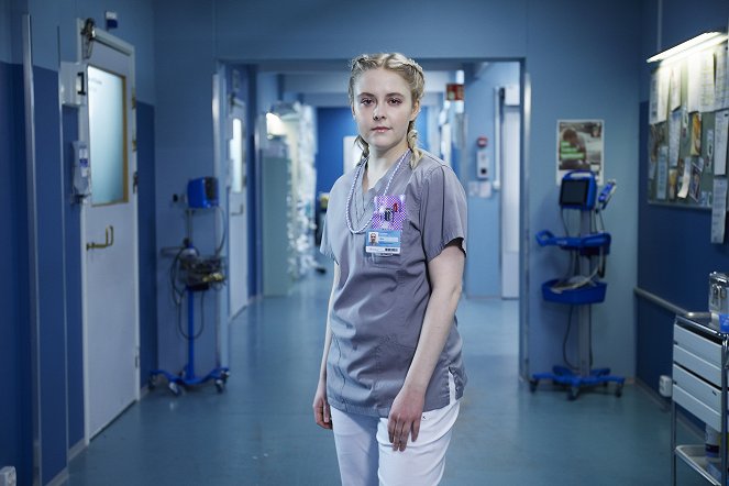 Nurses - Season 10 - Promo - Amelie Blauberg