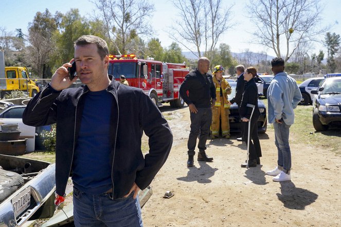 NCIS: Los Angeles - Through the Looking Glass - Van film - Chris O'Donnell