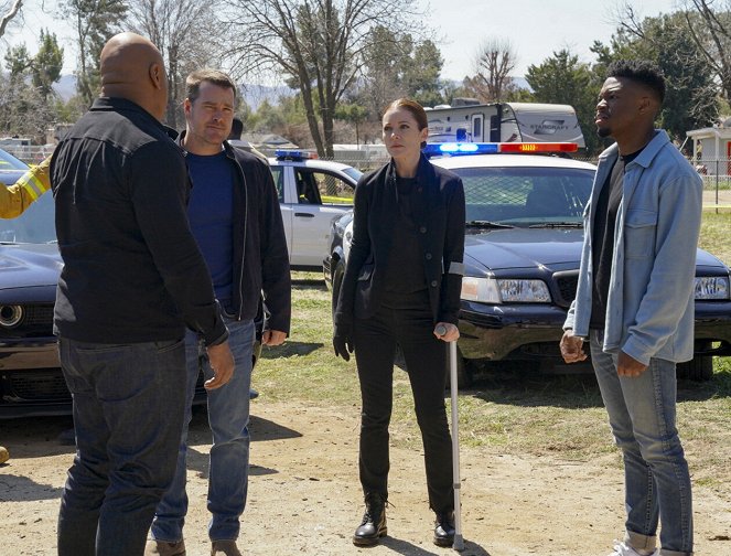 NCIS: Los Angeles - Season 12 - Through the Looking Glass - Photos - Chris O'Donnell, Elizabeth Bogush, Caleb Castille