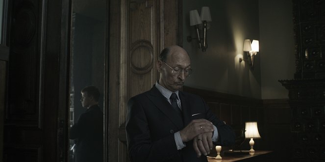 Dirigenten - Avunpyyntö - De la película