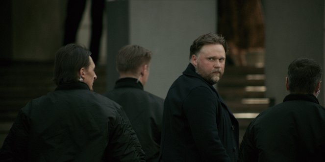 Dirigenten - Vallan käytävät - De la película