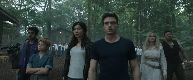 Eternals - Kuvat elokuvasta - Kumail Nanjiani, Lia McHugh, Gemma Chan, Richard Madden, Angelina Jolie, Dong-seok Ma