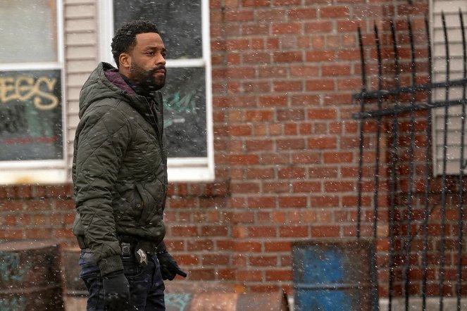 Chicago P.D. - The Right Thing - Photos - Laroyce Hawkins