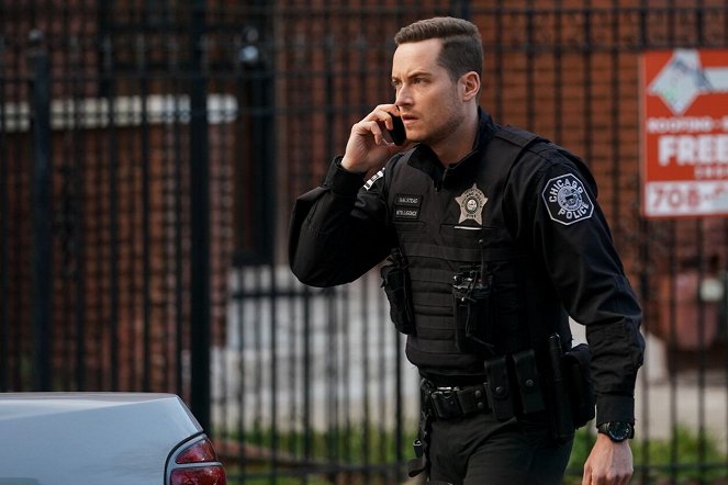 Chicago P.D. - Season 8 - The Other Side - Photos - Jesse Lee Soffer
