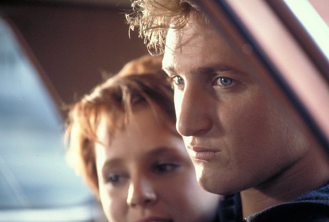 At Close Range - Van film - Sean Penn