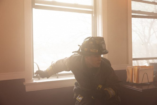 Chicago Fire - What Comes Next - Photos