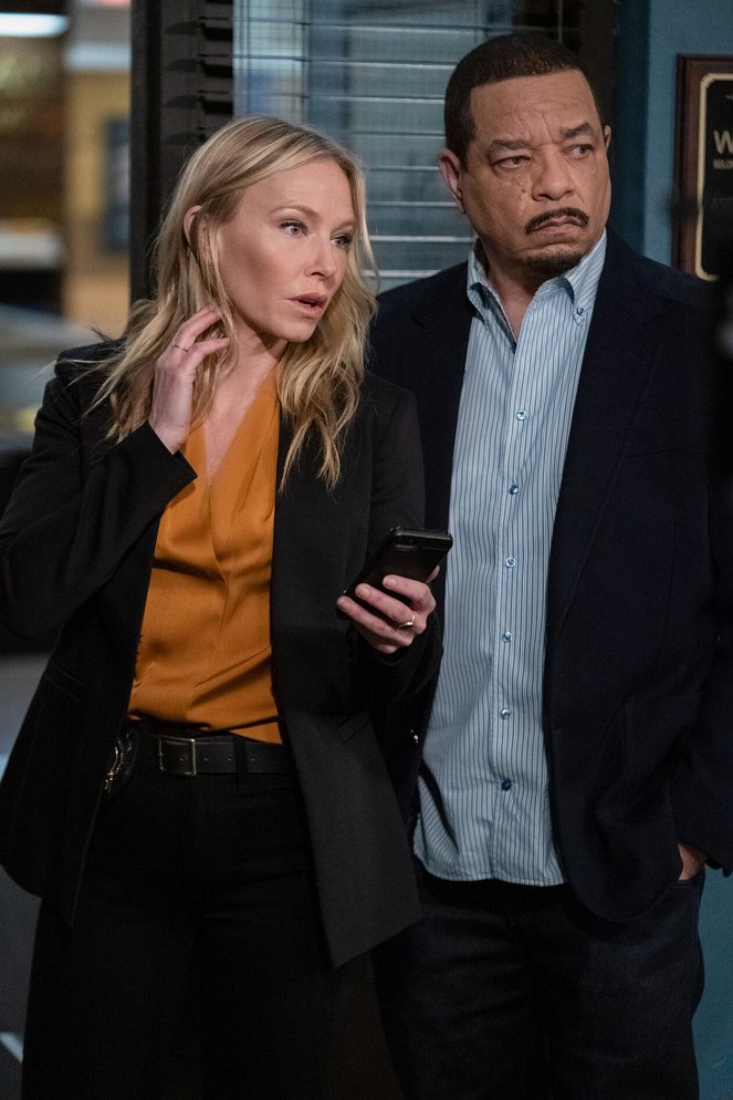 Law & Order: Special Victims Unit - What Can Happen in the Dark - Photos - Kelli Giddish, Ice-T