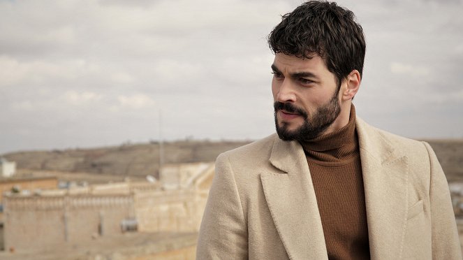 Hercai - Episode 18 - Z filmu - Akın Akınözü