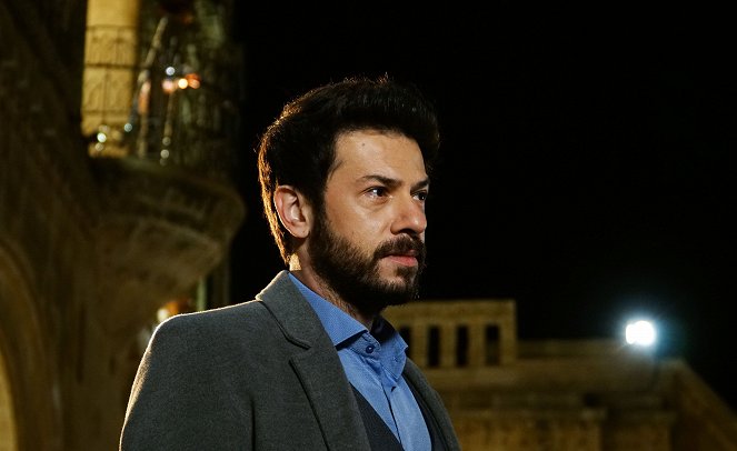 Hercai - Episode 22 - De la película - Ahmet Tansu Taşanlar