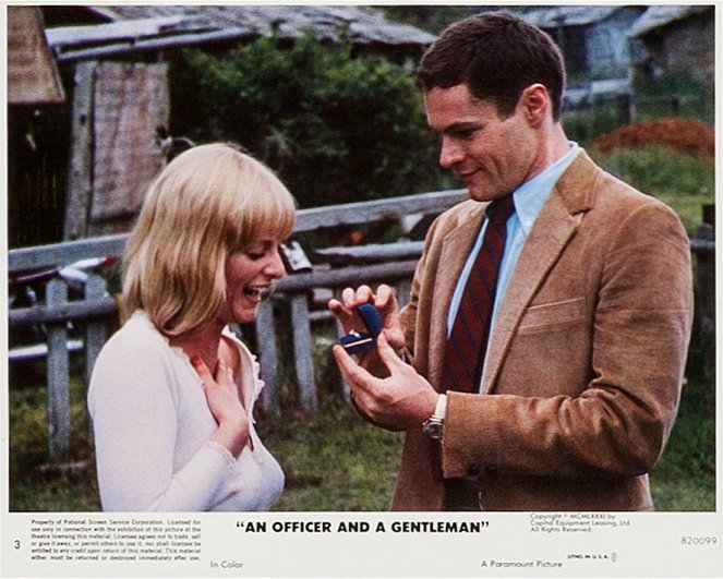 An Officer and a Gentleman - Lobby Cards - Lisa Blount, Richard Gere