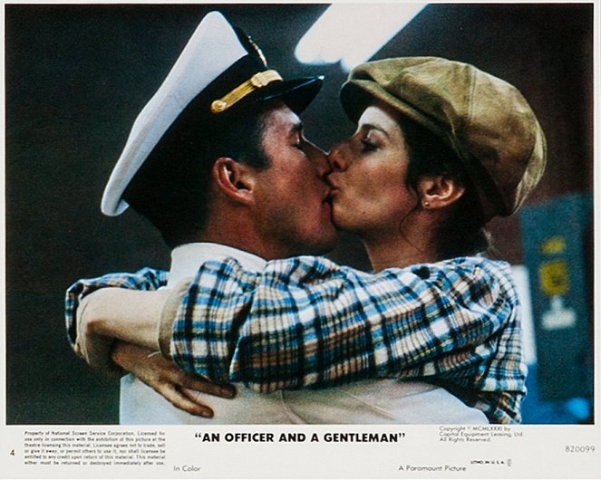 An Officer and a Gentleman - Lobby Cards - Richard Gere, Debra Winger