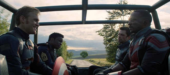 The Falcon and the Winter Soldier - The Star-Spangled Man - Filmfotók - Wyatt Russell, Clé Bennett, Sebastian Stan, Anthony Mackie