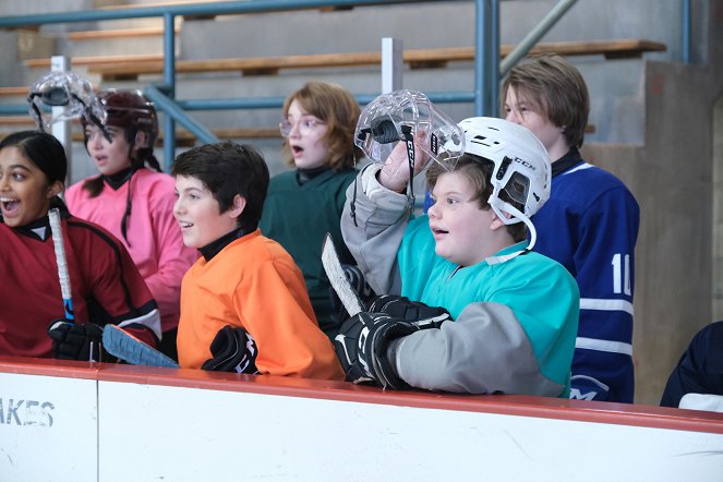 The Mighty Ducks: Game Changers - Spirit of the Ducks - De la película