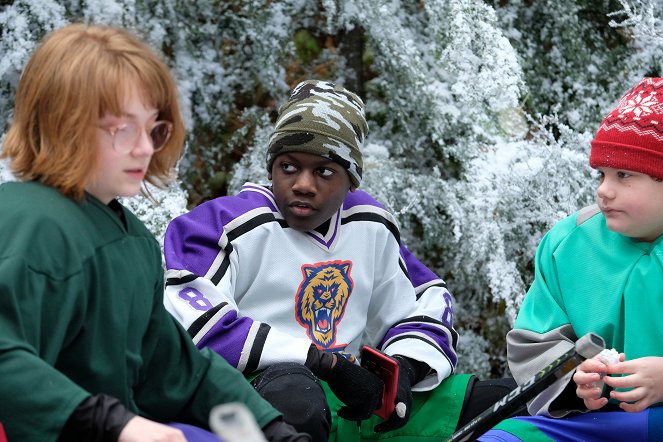 The Mighty Ducks: Game Changers - Pond Hockey - Filmfotos