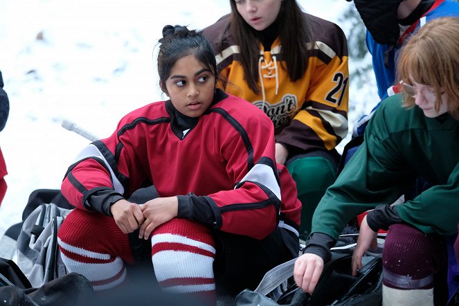 The Mighty Ducks: Game Changers - Pond Hockey - De la película