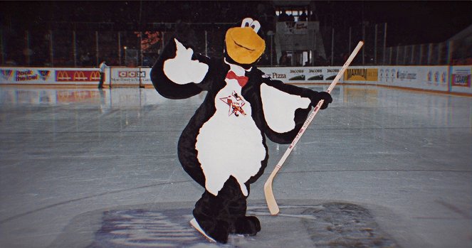 Red Penguins - Kuvat elokuvasta