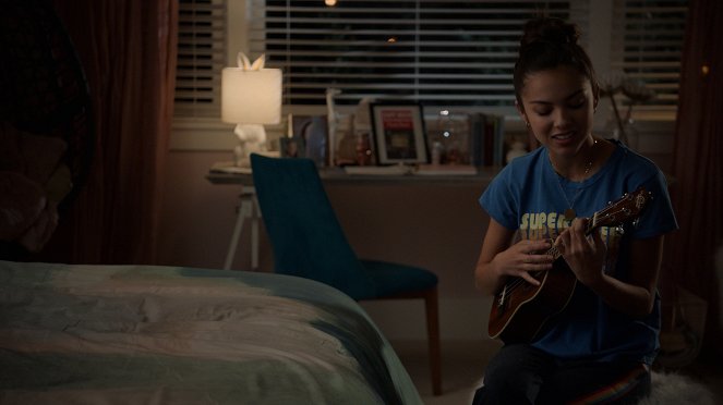 Muzikál zo strednej: Seriál - Deň svätého Valentína - Z filmu - Olivia Rodrigo