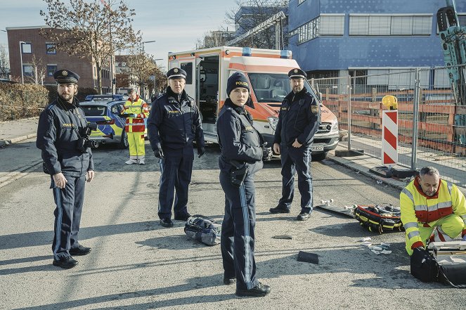 Volejte policii 110 - Z filmu - Heinz-Josef Braun, Verena Altenberger, Stephan Zinner