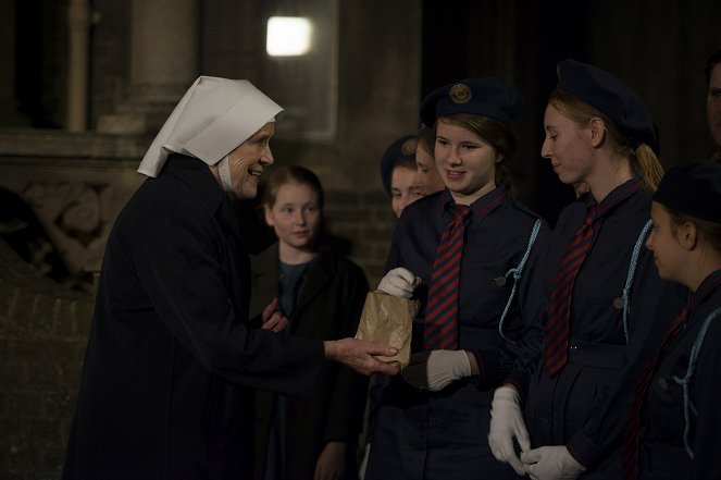 Call the Midwife - Une effroyable erreur - Film - Judy Parfitt