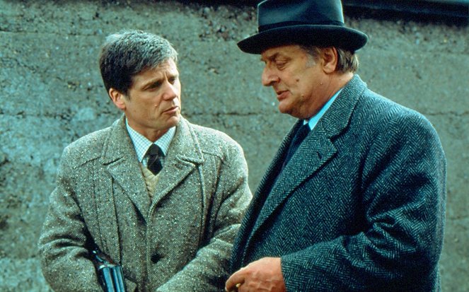Maigret - Maigret a prístav v hmle - Z filmu
