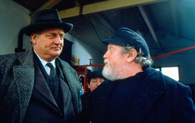 Maigret - Ködös kikötő - Filmfotók