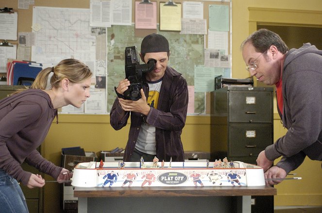 Corner Gas - The Good Old Table Hockey Game - Photos - Brent Butt
