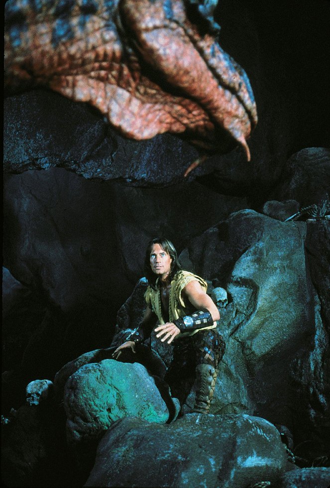 Hercules: The Legendary Journeys - Season 3 - The Lady and the Dragon - Photos - Kevin Sorbo