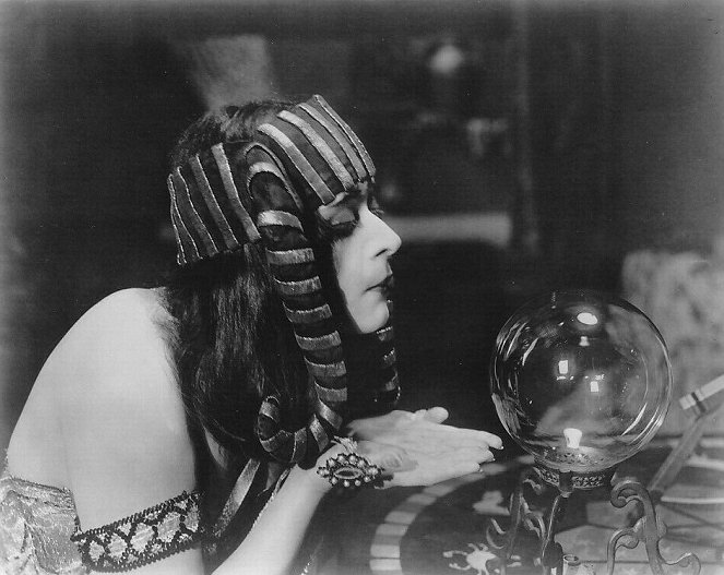 Cleopatra - Van film - Theda Bara