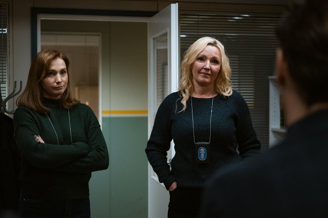 Roba - Season 5 - Terroristi - Kuvat elokuvasta - Leena Pöysti, Mari Perankoski