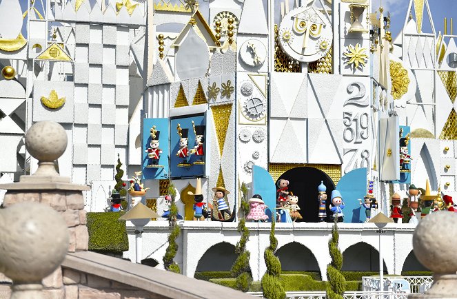 Les Coulisses des attractions - It's a Small World - Film