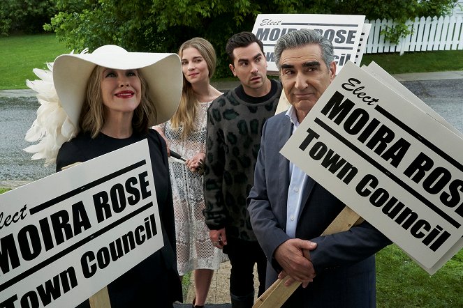 Městečko Schitt's Creek - Lawn Signs - Z filmu