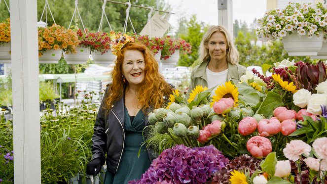 Merkkien salat - Puutarha - De la película - Liisa Väisänen, Ella Kanninen