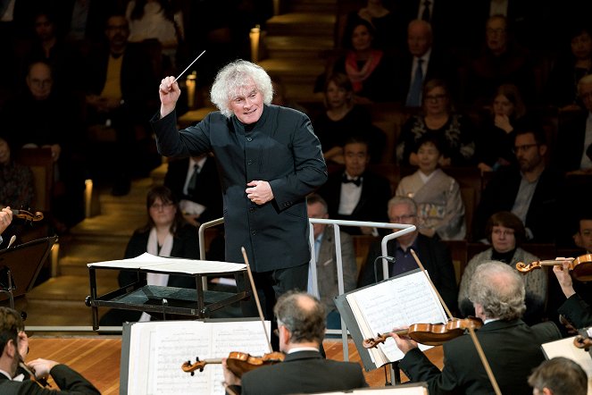 Simon Rattle dirigiert Dvorak, Bernstein, Schostakowitsch - Z filmu - Simon Rattle