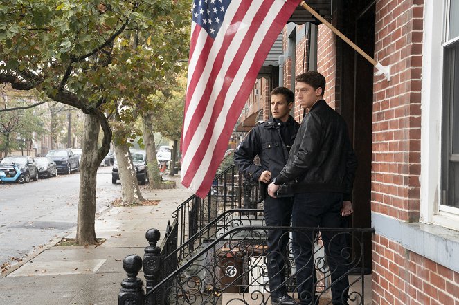 Blue Bloods - Crime Scene New York - Triumph over Trauma - Photos - Will Estes, Will Hochman