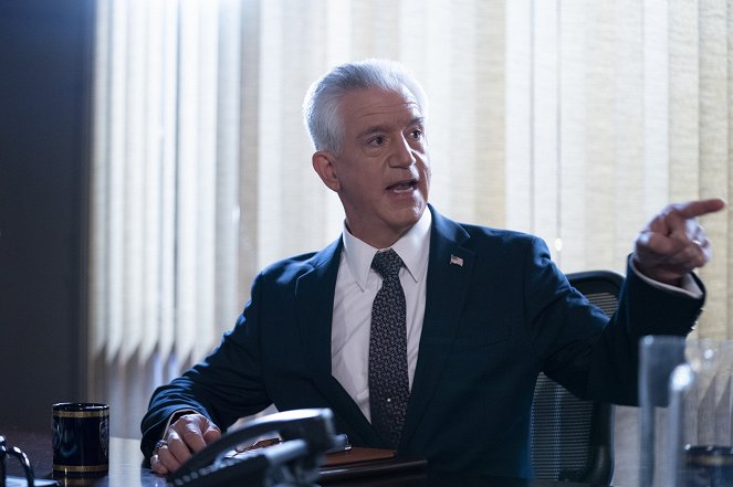 Blue Bloods - Crime Scene New York - Season 11 - In the Name of the Father - Photos - Gregory Jbara