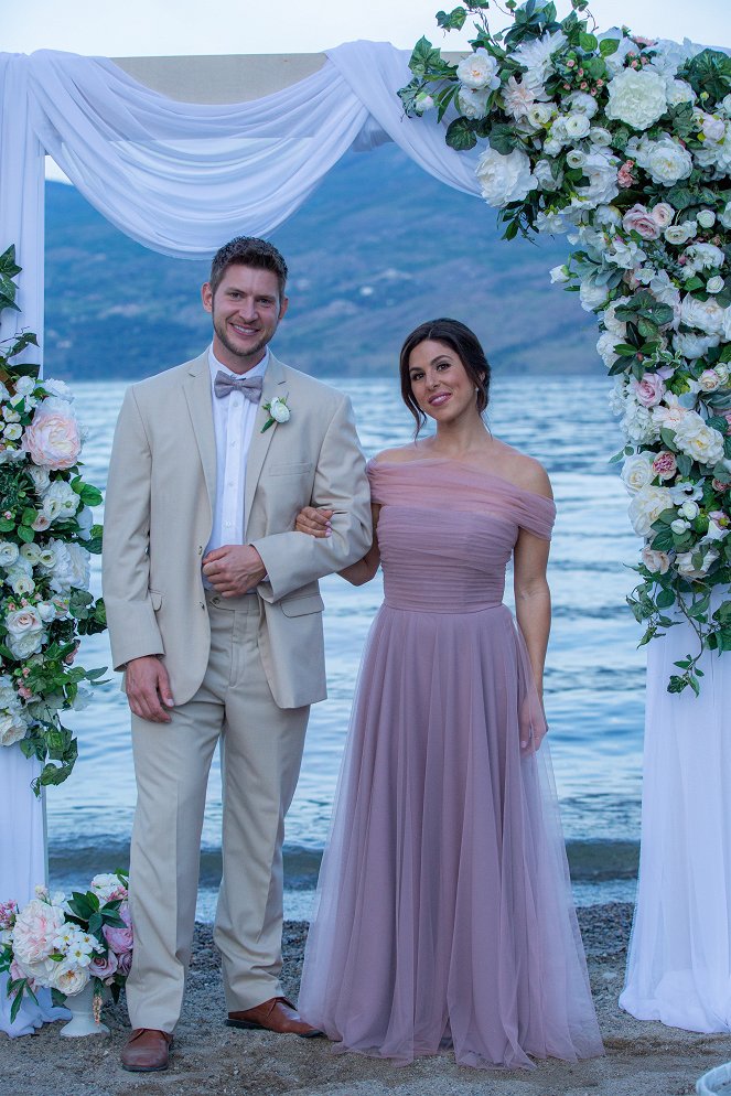 A Wedding to Remember - Promo - Greyston Holt, Cristina Rosato