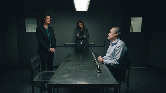 FBI: Special Crime Unit - Season 3 - Straight Flush - Photos - Alana De La Garza, Kathleen Munroe, David Zayas