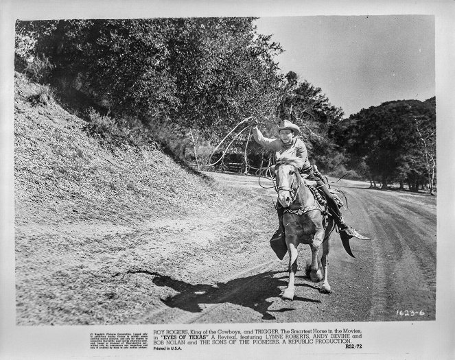 Eyes of Texas - Lobby Cards - Trigger, Roy Rogers