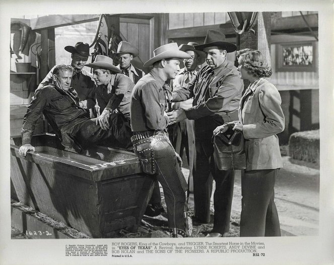 Eyes of Texas - Fotosky - Roy Rogers, Andy Devine, Lynne Roberts
