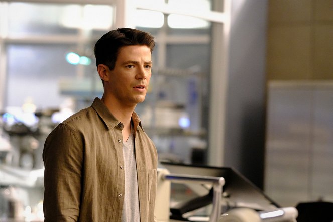 The Flash - Enemy at the Gates - Photos - Grant Gustin