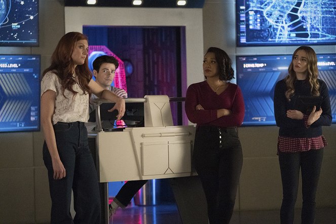 The Flash - The One with the Nineties - Van film - Michelle Harrison, Grant Gustin, Candice Patton, Danielle Panabaker